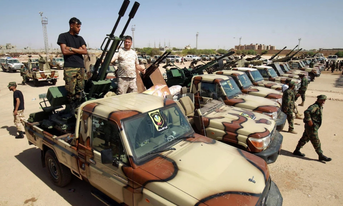 Çin'in İHA göndermeyi planladığı savaş ağası Halife Hafter'e sadık Libya Ulusal Ordusu güçleri, 2020'de görüntülendi