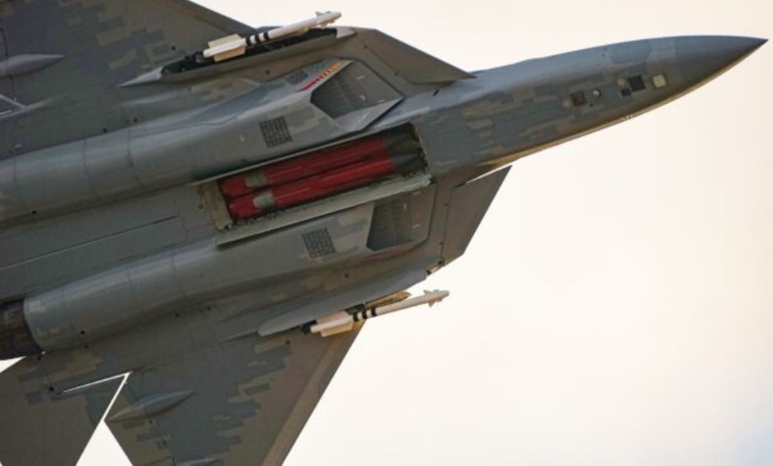 Su-57 savaş uçağı