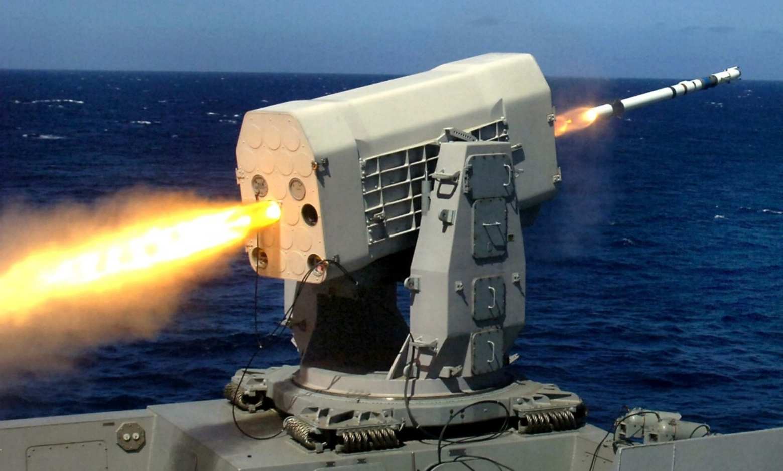 RIM-116 Rolling Airframe Missile RAM Mk-49 GMLS Mk-144