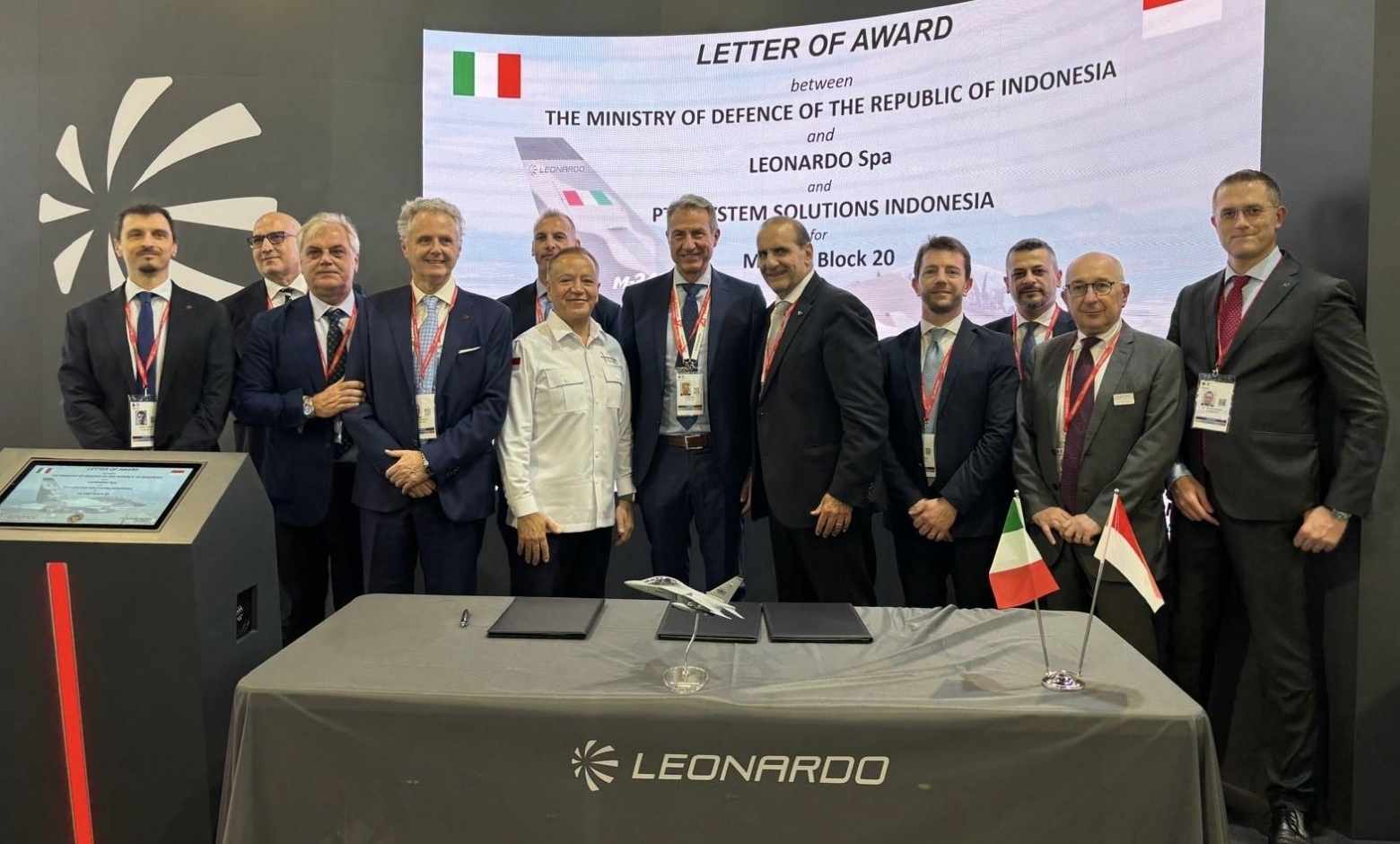 Endonezya Leonardo M-346F için harekete geçti