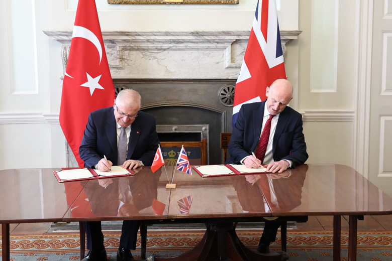 Yaşar-Güler-Eurofighter-Typhoon-İngiltere