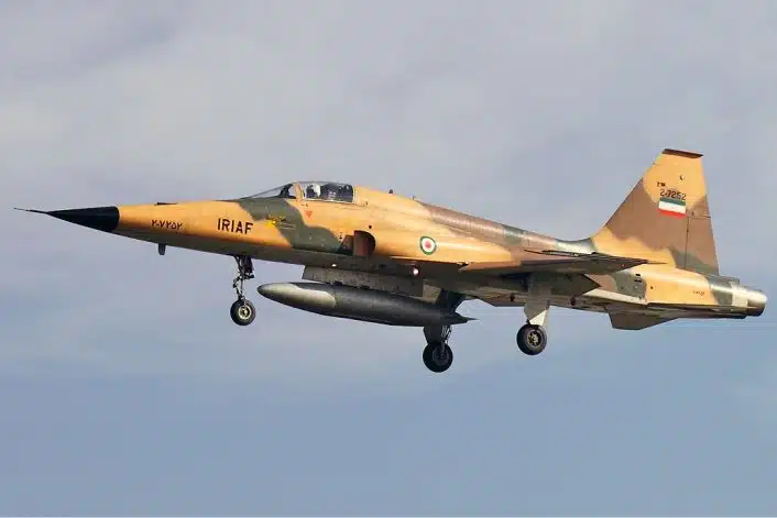 İddia: İran F-5E ile ABD Hava Üssünü Vurdu