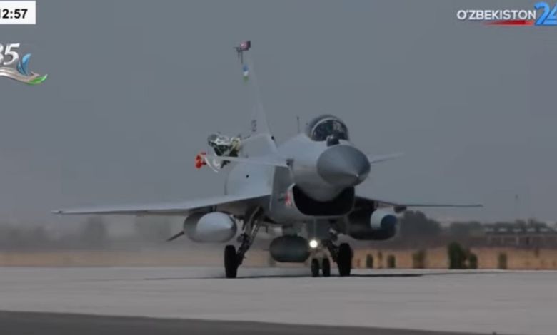 Özbekistan J-10CE