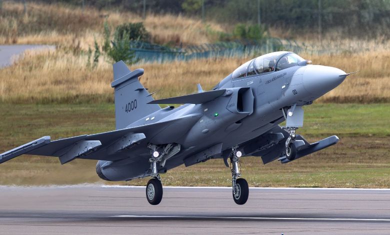 Gripen F
