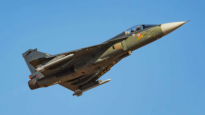 Tejas, HAL Tejas, Tejas savaş uçağı, Hindistan savaş uçağı, Tejas Hafif Savaş Uçağı,
