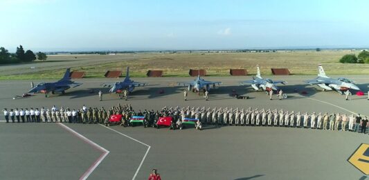 Azerbaycan-F-16