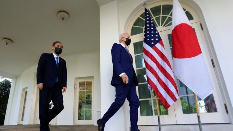 Japonya Başbakanı Suga ve ABD Başkanı Biden