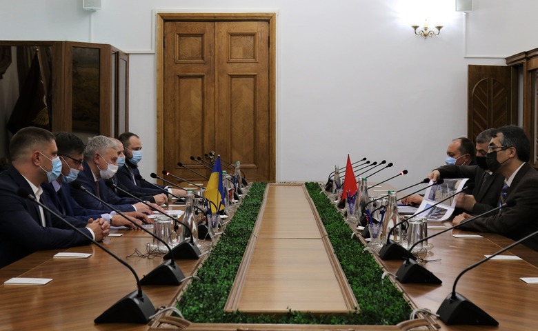 Baykar Genel Müdürü Haluk Bayraktar ve Ukrayna Savunma Bakanı Andriy Taran