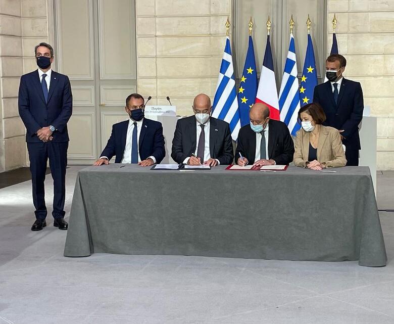Fransa ve Yunanistan Arasında Yeni Savunma Anlaşması