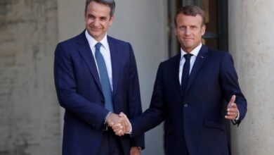 Yunanistan Başbakanı Miçotakis ve Fransa Cumhurbaşkanı Macron