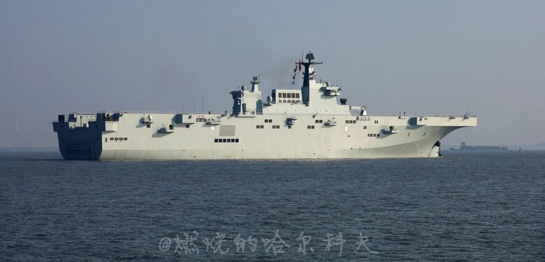 kinci Type 075 sınıfı (NATO kodu: Yushen) amfibi hücum gemisini (LHD): Guangxi