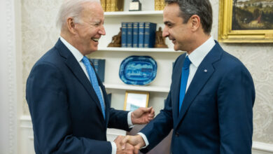 ABD Başkanı Biden ve Yunan Başbakanı Miçotakis