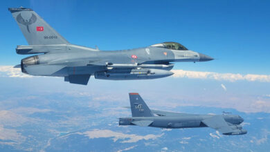 F-16-B-52