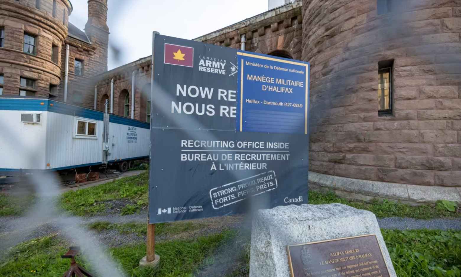 North Park Armoury silah deposu