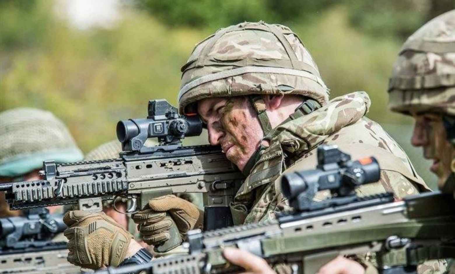 SA80 A3 Tüfeği