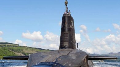 HMS Victorious nükleer enerjili denizaltı.