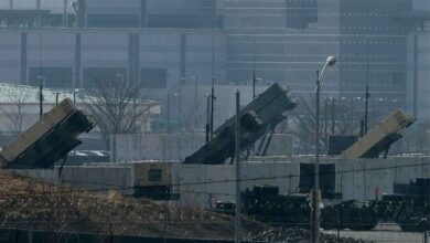 Seul'ün yaklaşık 65 kilometre güneyindeki Pyeongtaek'teki Camp Humphreys'te bulunan Patriot füze savunma bataryaları görülüyor.