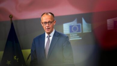Friedrich Merz, Avrupa Komisyonu Başkanı Ursula von der Leyen ile yaptığı görüşmenin ardından konuşuyor