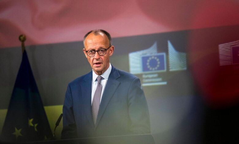 Friedrich Merz, Avrupa Komisyonu Başkanı Ursula von der Leyen ile yaptığı görüşmenin ardından konuşuyor