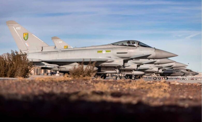 Airbus, BAE Systems ve Leonardo'dan oluşan bir konsorsiyum tarafından geliştirilen Eurofighter Typhoon savaş uçağı