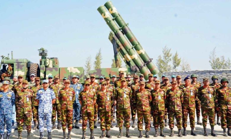 Bangladeş Ordusunun TRG-300 Kaplan MLRS sistemi