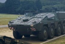 İngiliz Ordusu’na ilk yerli Boxer zırhlısı teslim edildi