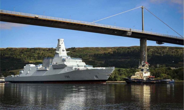 İngiliz Kraliyet Donanması'na ait Tip 26 fırkateyni HMS Cardiff