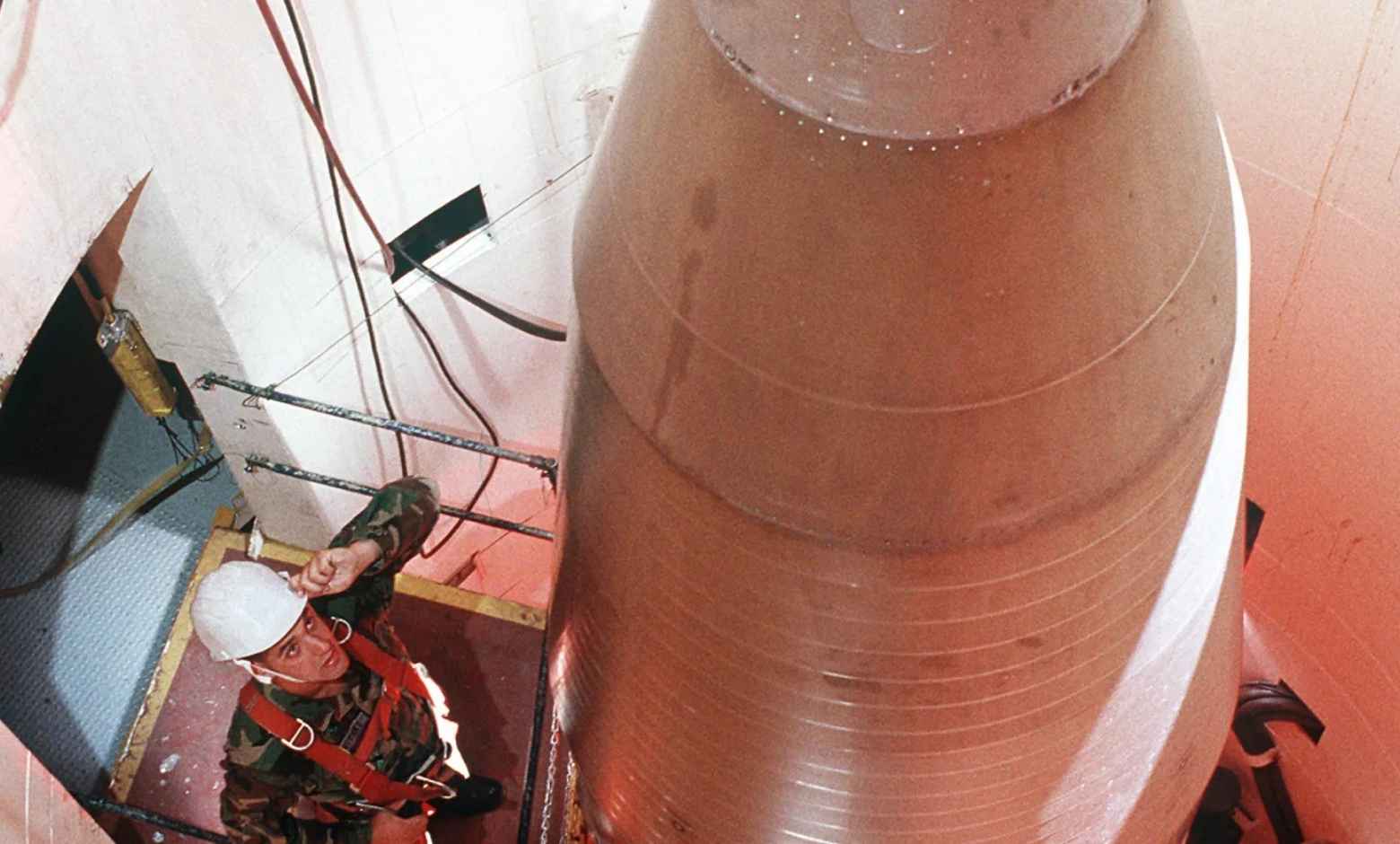 ABD’ye ait LGM-30G Minuteman-III kıtalararası balistik füzesi