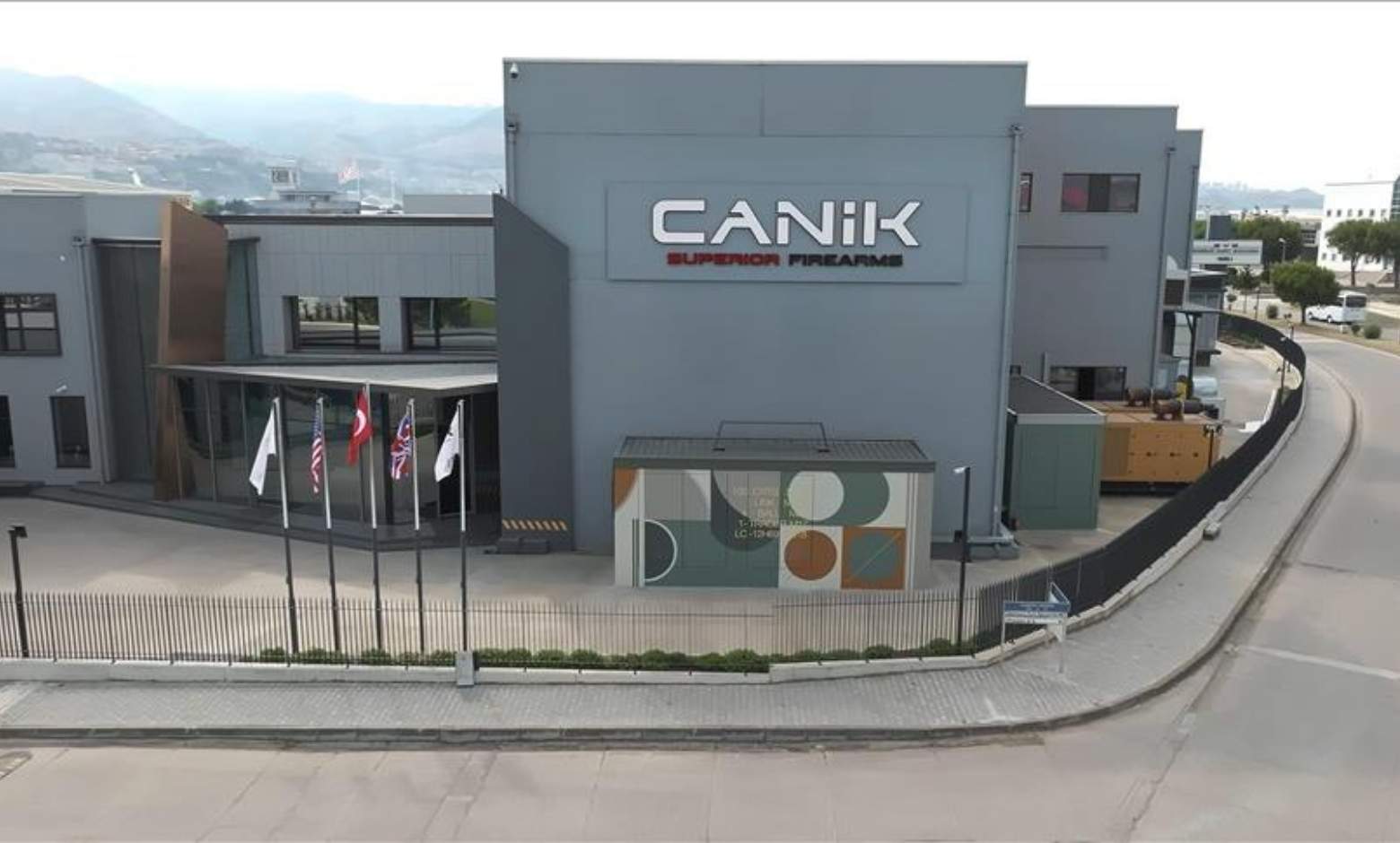 CANİK