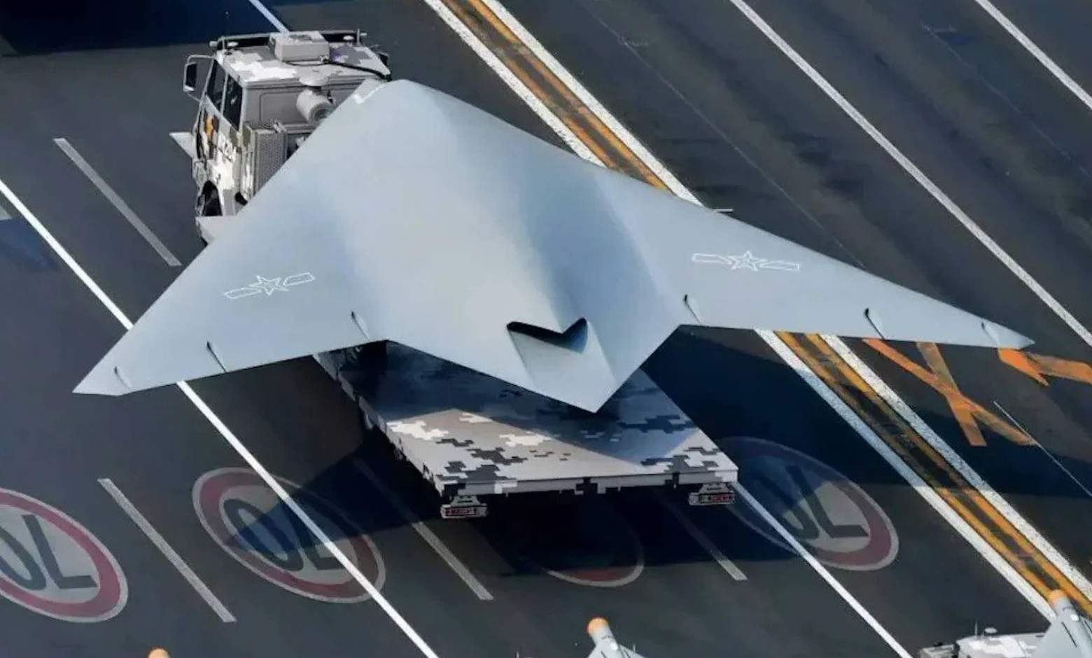 GJ-11 Dark Dragon dronu