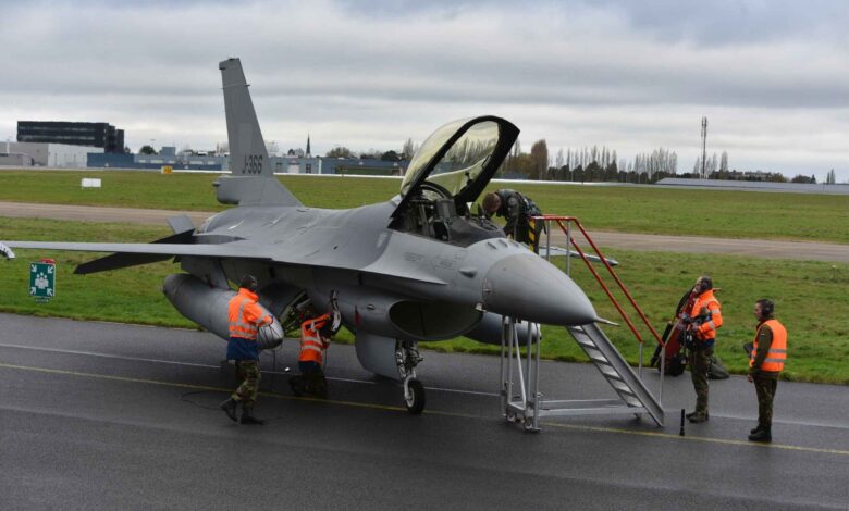 Hollanda 18 adet F-16’yı Romanya’ya devretti