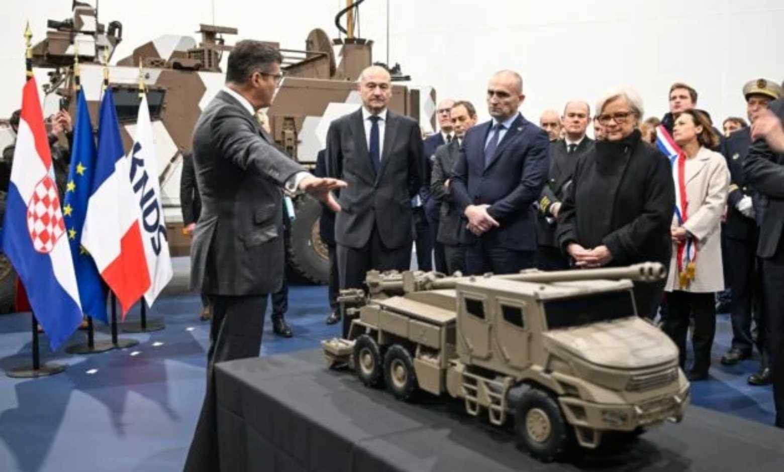 Hırvatistan SAFE kapsamında Fransız CAESAR obüsleri tedarik edecek