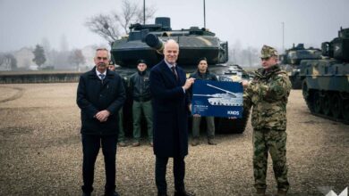 Macaristan Leopard 2A7HU tanklarını teslim aldı