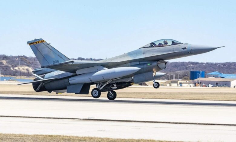 F-16 Viper Yunanistan