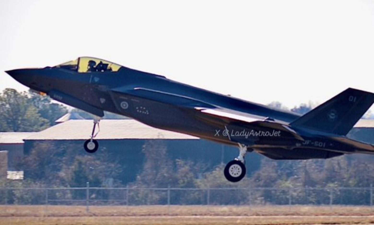 Finlandiya F-35 savaş uçağı JF-501