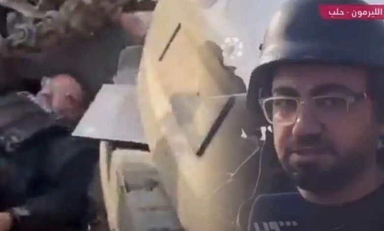 Halep’te çatışmaları aktaran muhabire tank çarptı