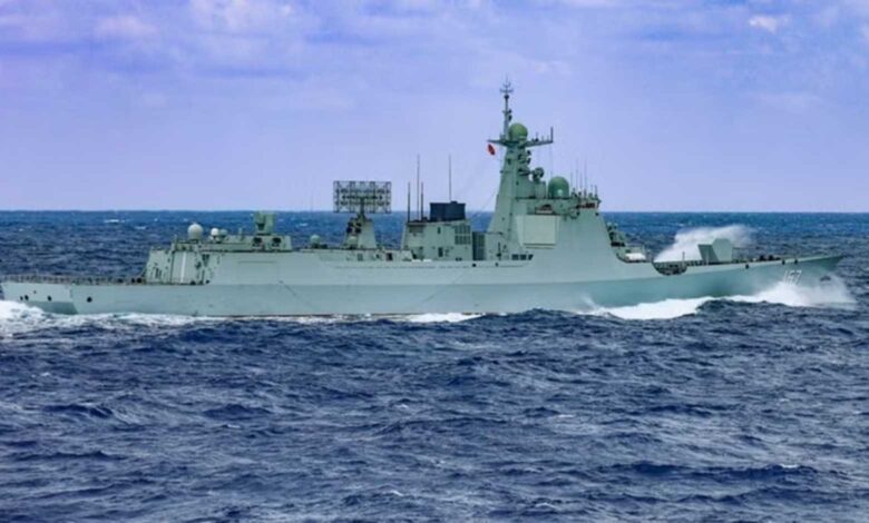 Type 052D sınıfı güdümlü füze muhribi