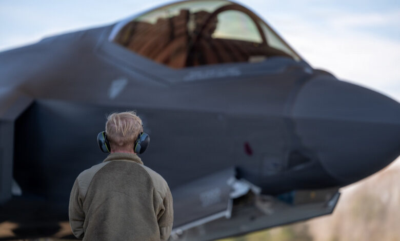 ABD eski F-35 pilotunu Çin’e eğitim vermekle suçladı