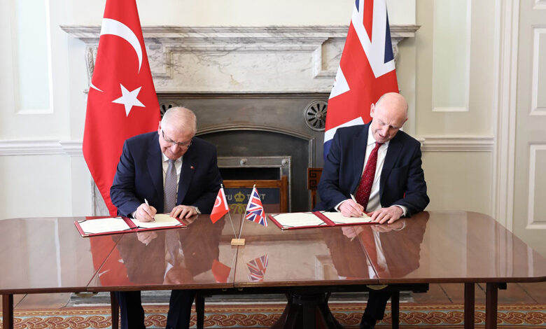 Yaşar-Güler-Eurofighter-Typhoon-İngiltere