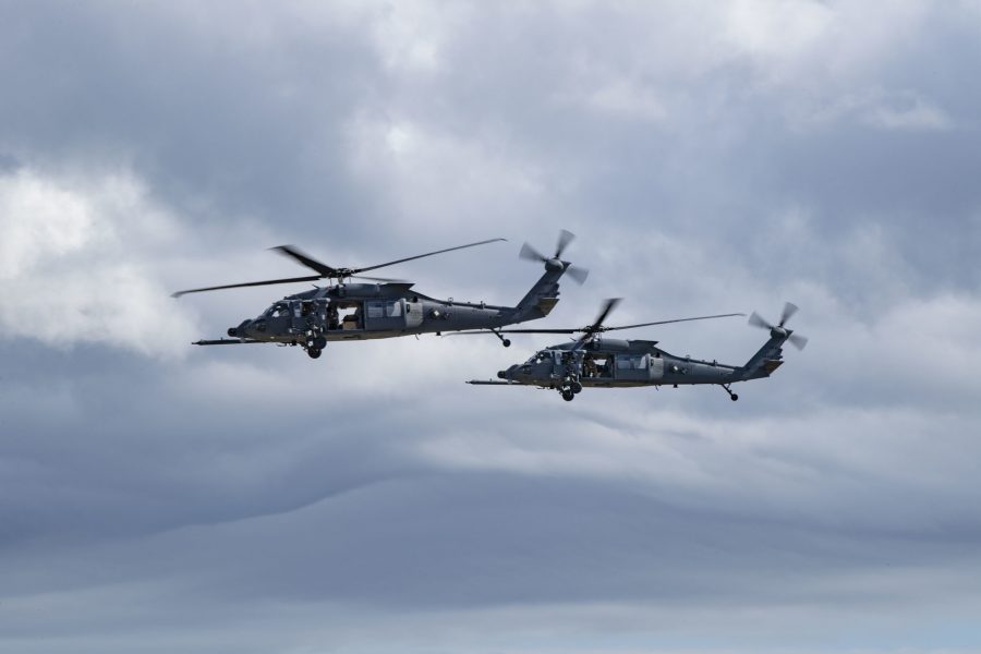 İran’da düşürülen F-15’in mürettebatını arayan helikoptere ateş açıldı