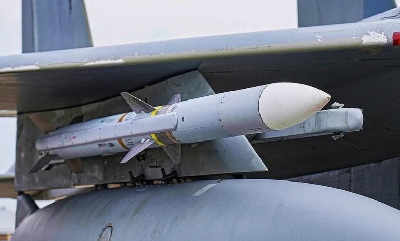 Bulgaristan 125 Adet AMRAAM Füzesi Sipariş Etti